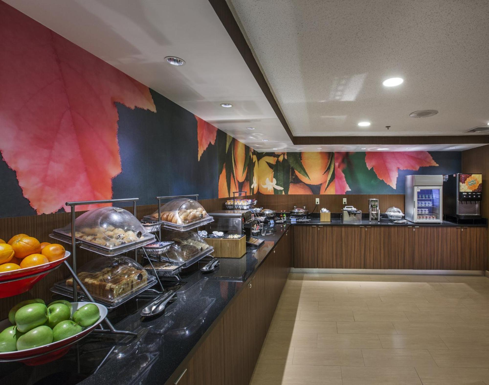 Fairfield Inn By Marriott East Rutherford Meadowlands Bagian luar foto