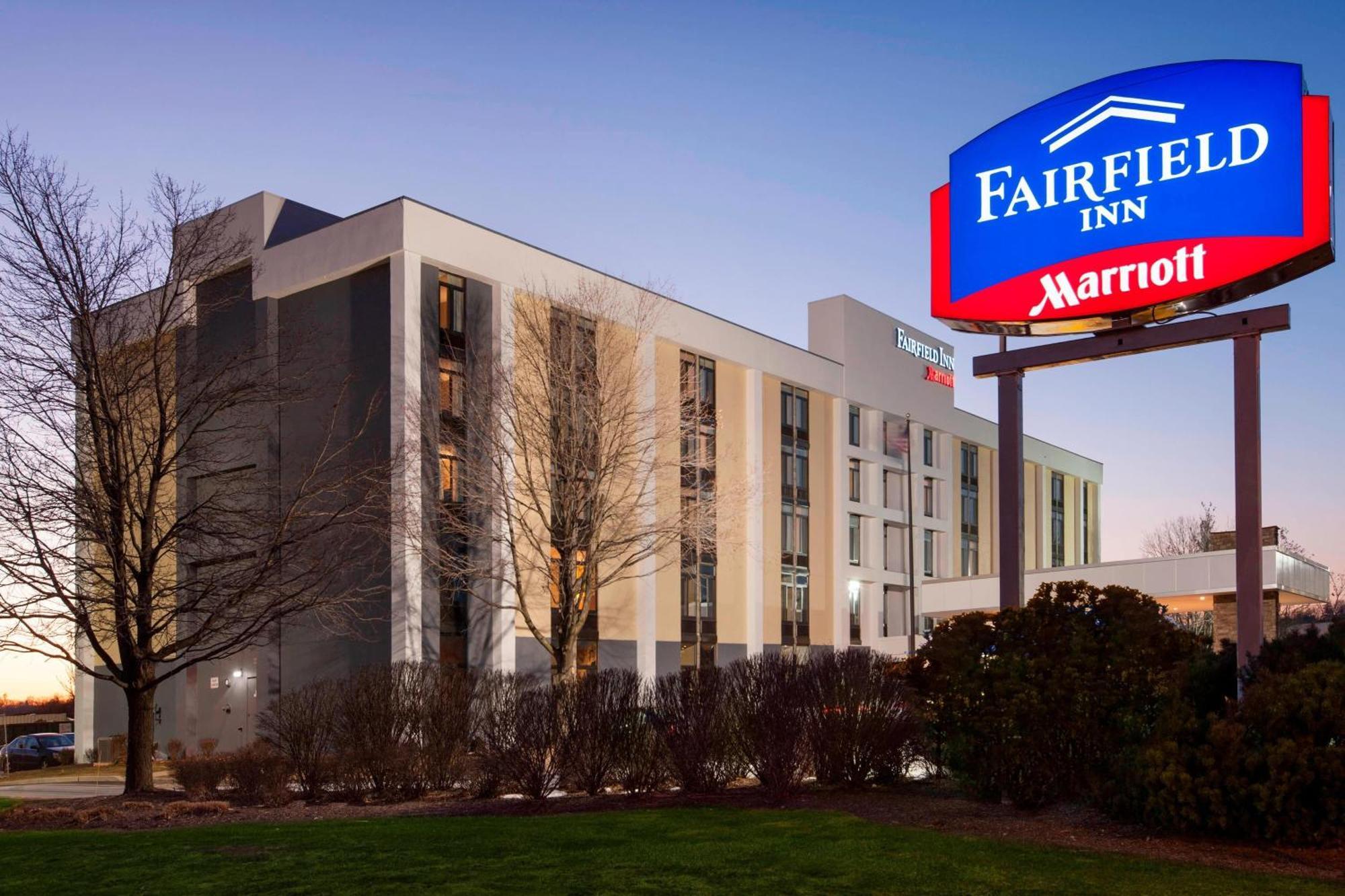 Fairfield Inn By Marriott East Rutherford Meadowlands Bagian luar foto