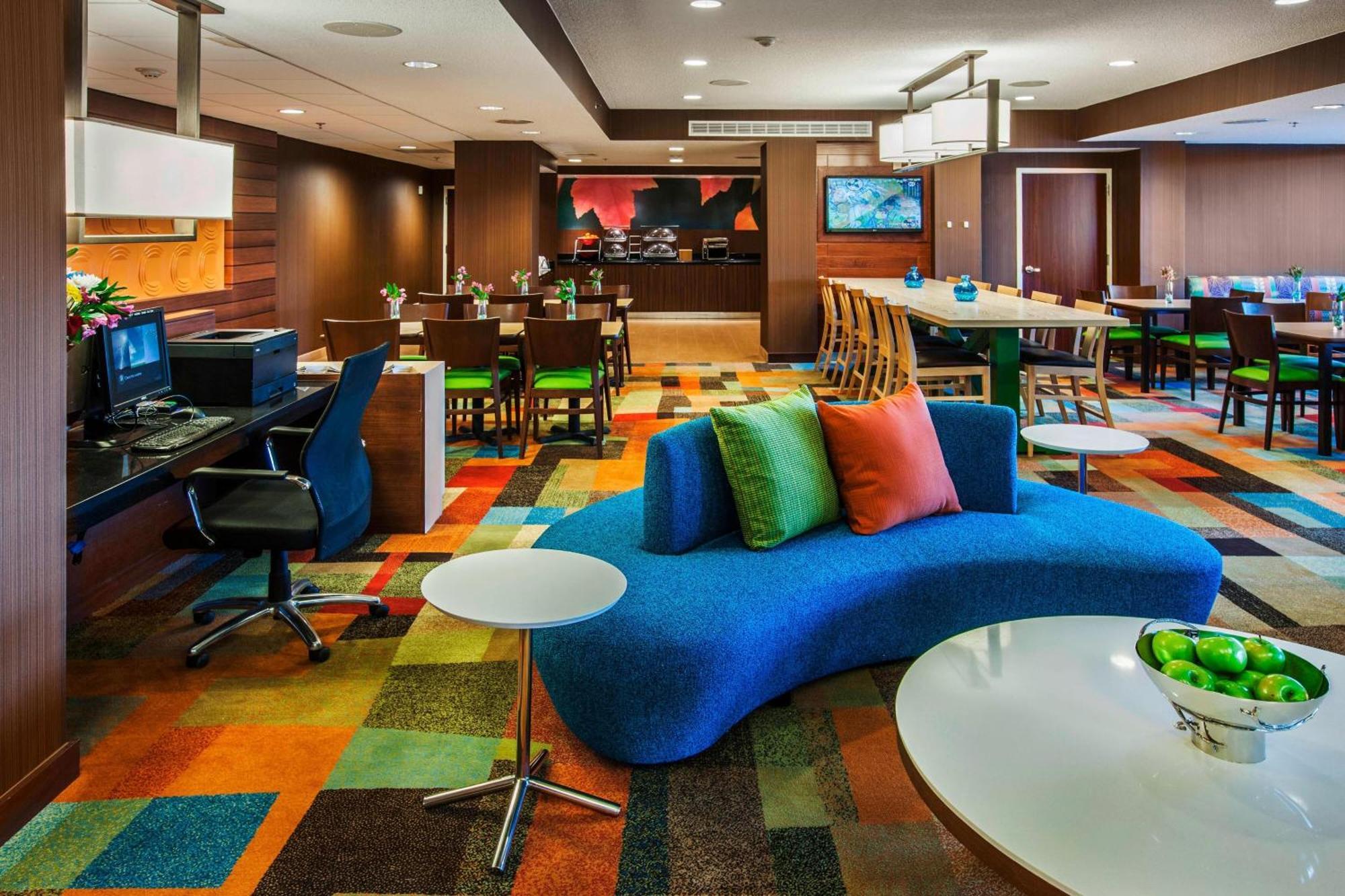 Fairfield Inn By Marriott East Rutherford Meadowlands Bagian luar foto